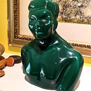 LADY dark green ceramic bust